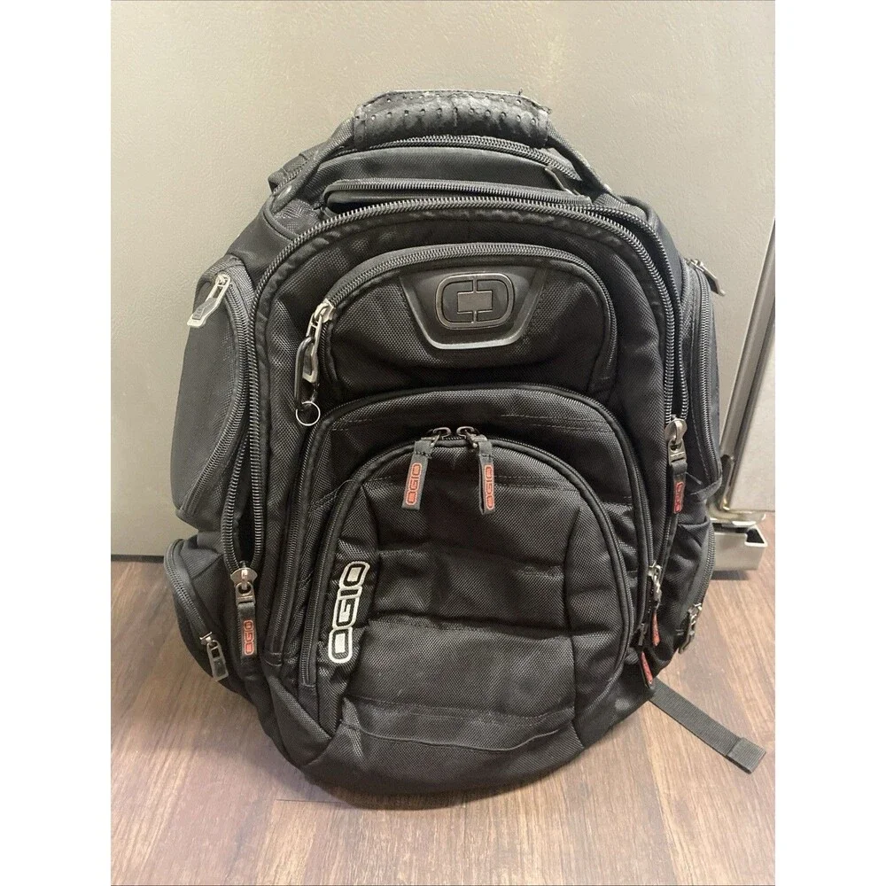 Ogio Renegade RSS Black Travel 17” Laptop Backpack